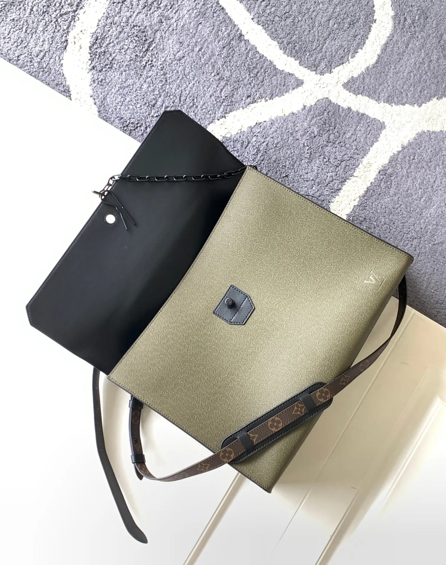 Green Briefcase Business Commuter