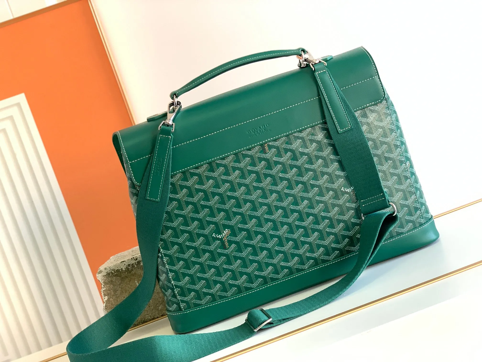 Briefcase Business Commuter Classic Leather
