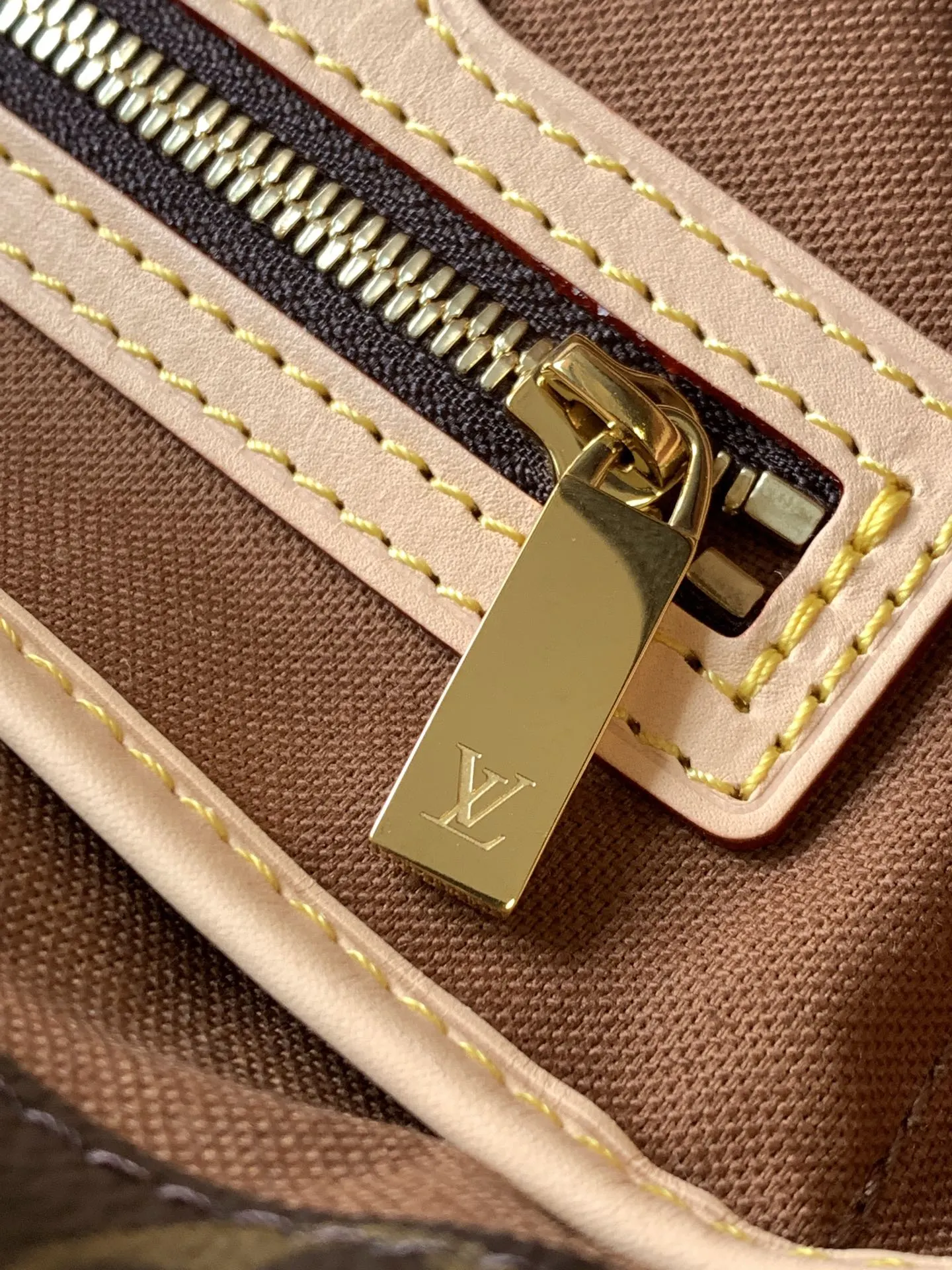Louis Vuitton M51172 手提包