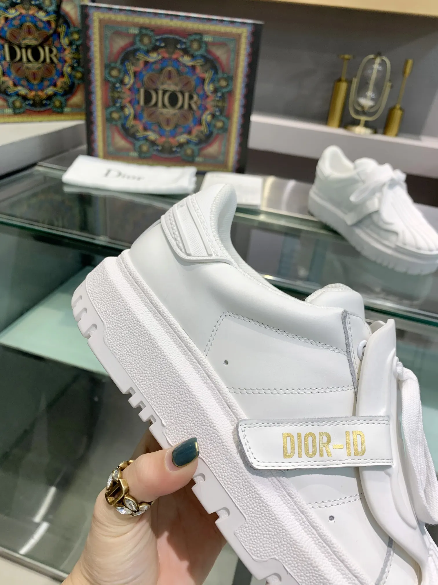 Dior Sneakers Comfortable And