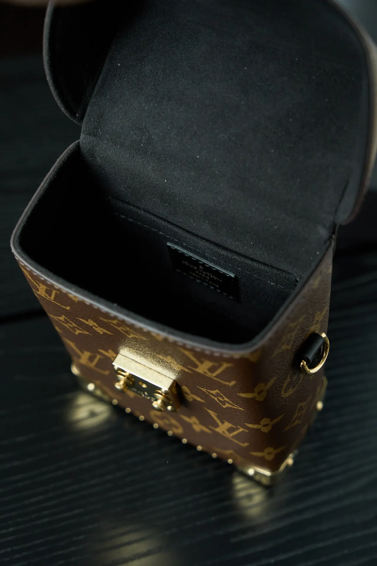 LV Petite Malle Classic Presbyopia Chain Bag Shoulder Crossbody | ORBUYBAG High-End Fashion Boutique