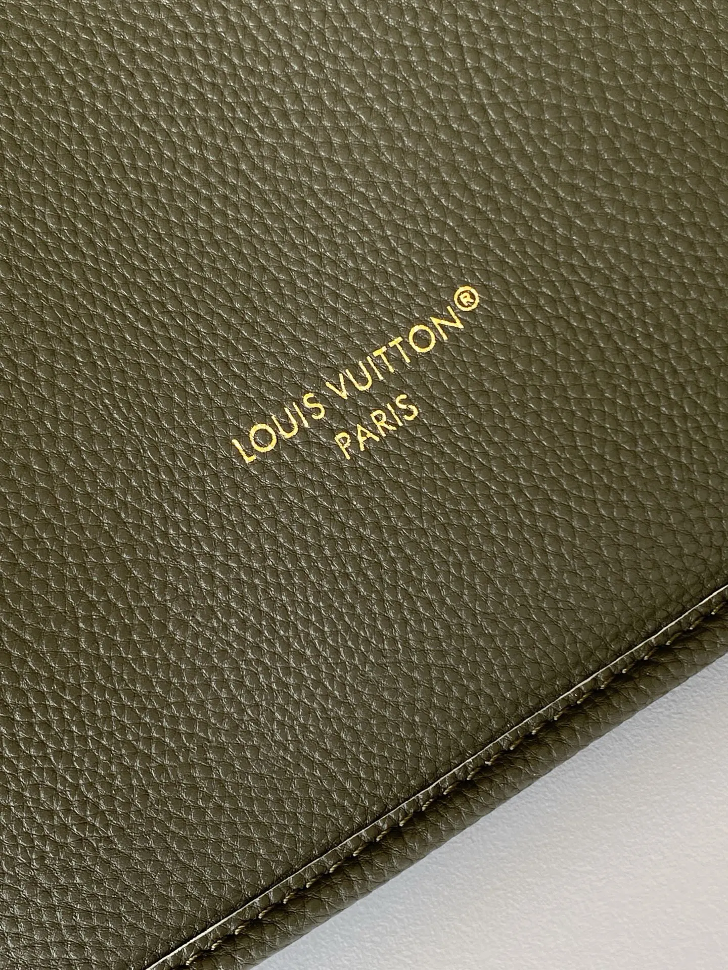 Neverfull 黑色 藍色 帆布 斜背包 輕便斜挎款(數字9) Neverfull 黑色 藍色 帆布 斜背包 輕便斜挎款(數字9)