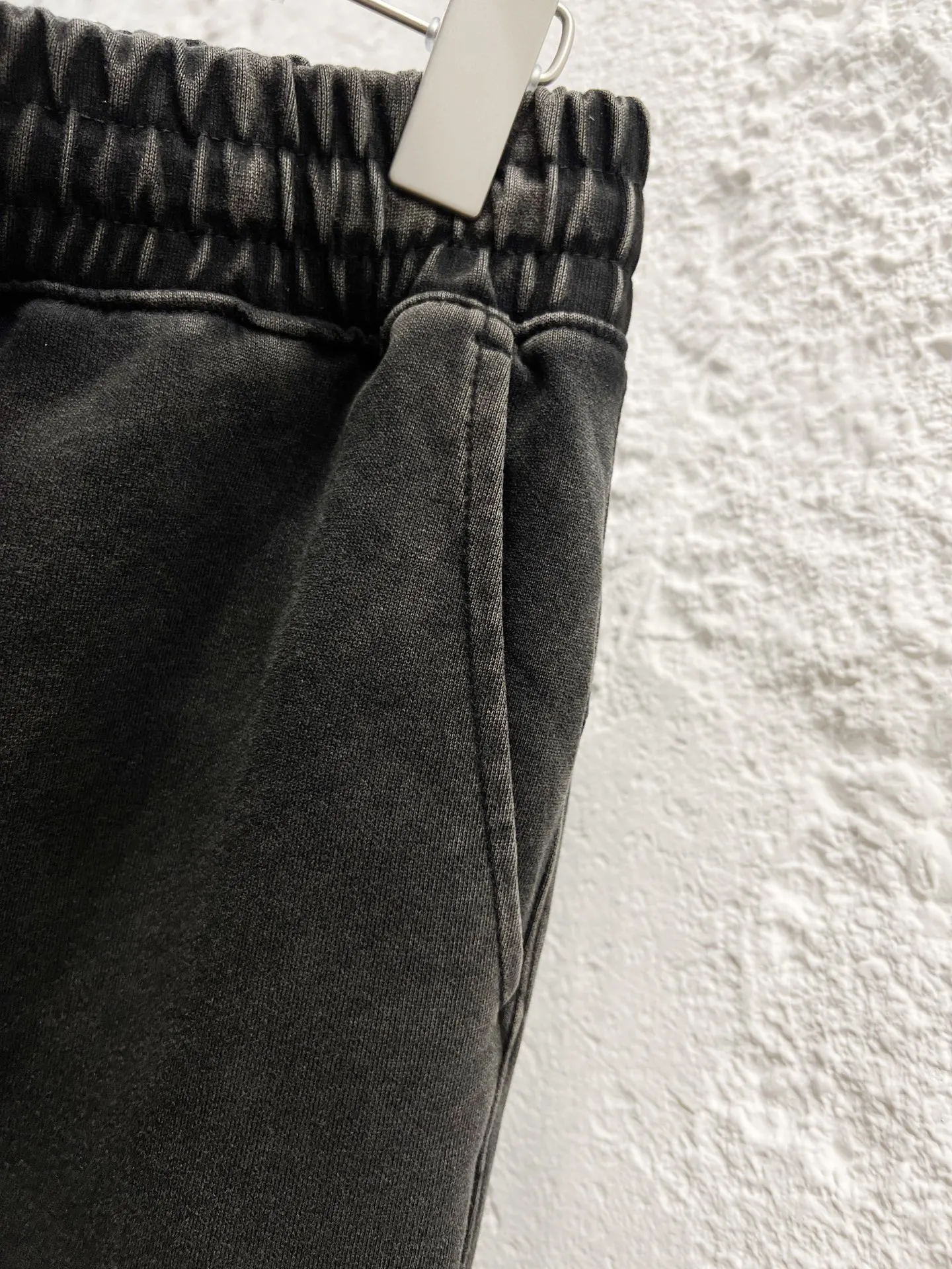 PRADA 短裤 休闲宽松款