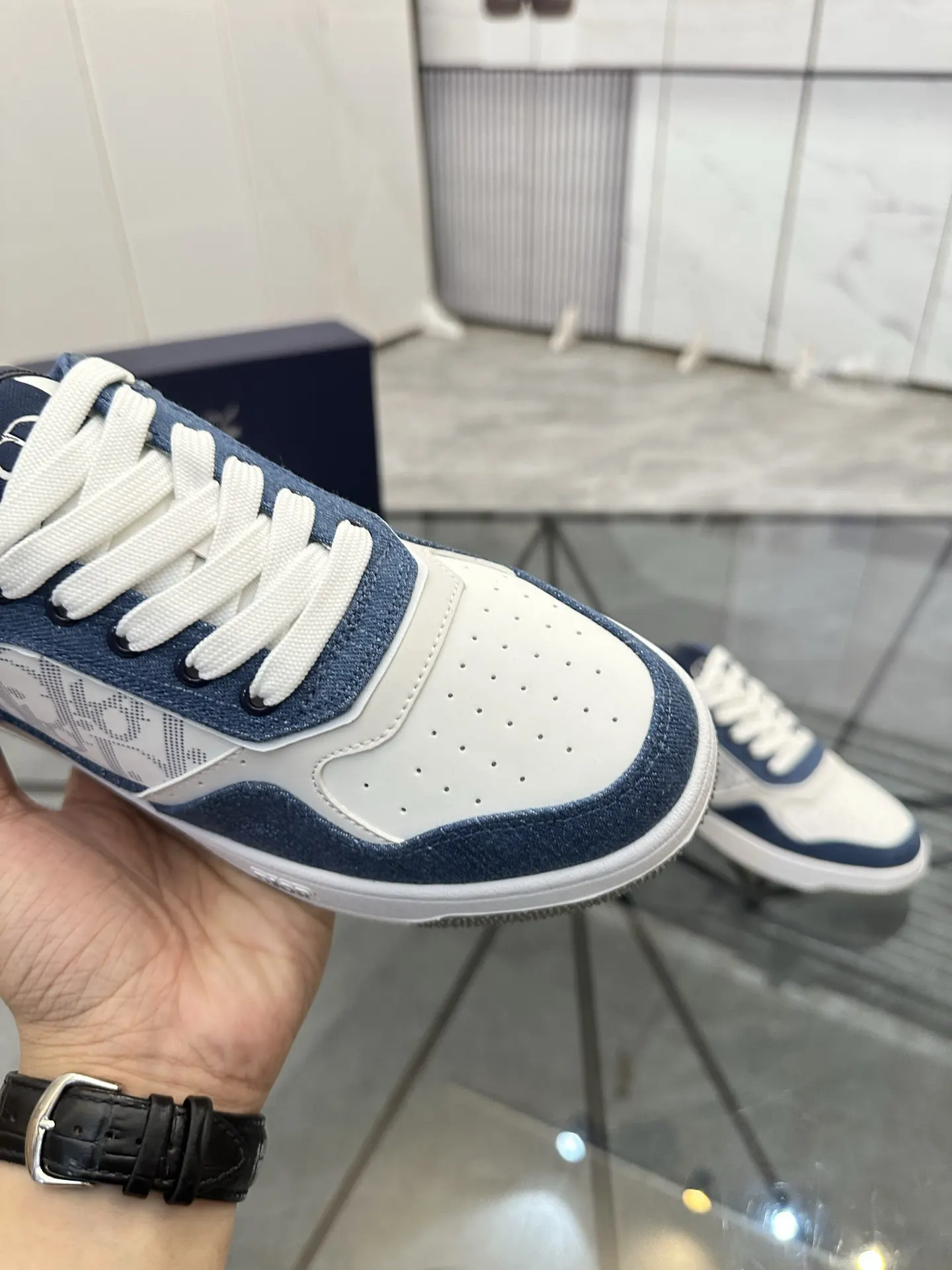Dior Cowhide Shoes Comfortable And Sneakers