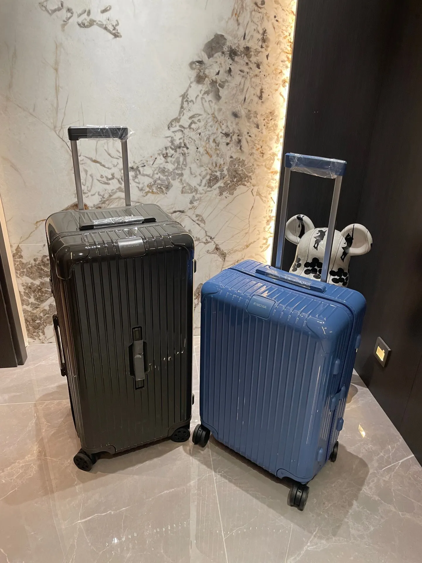 Black White Carry-On Suitcase Travel Lightweight