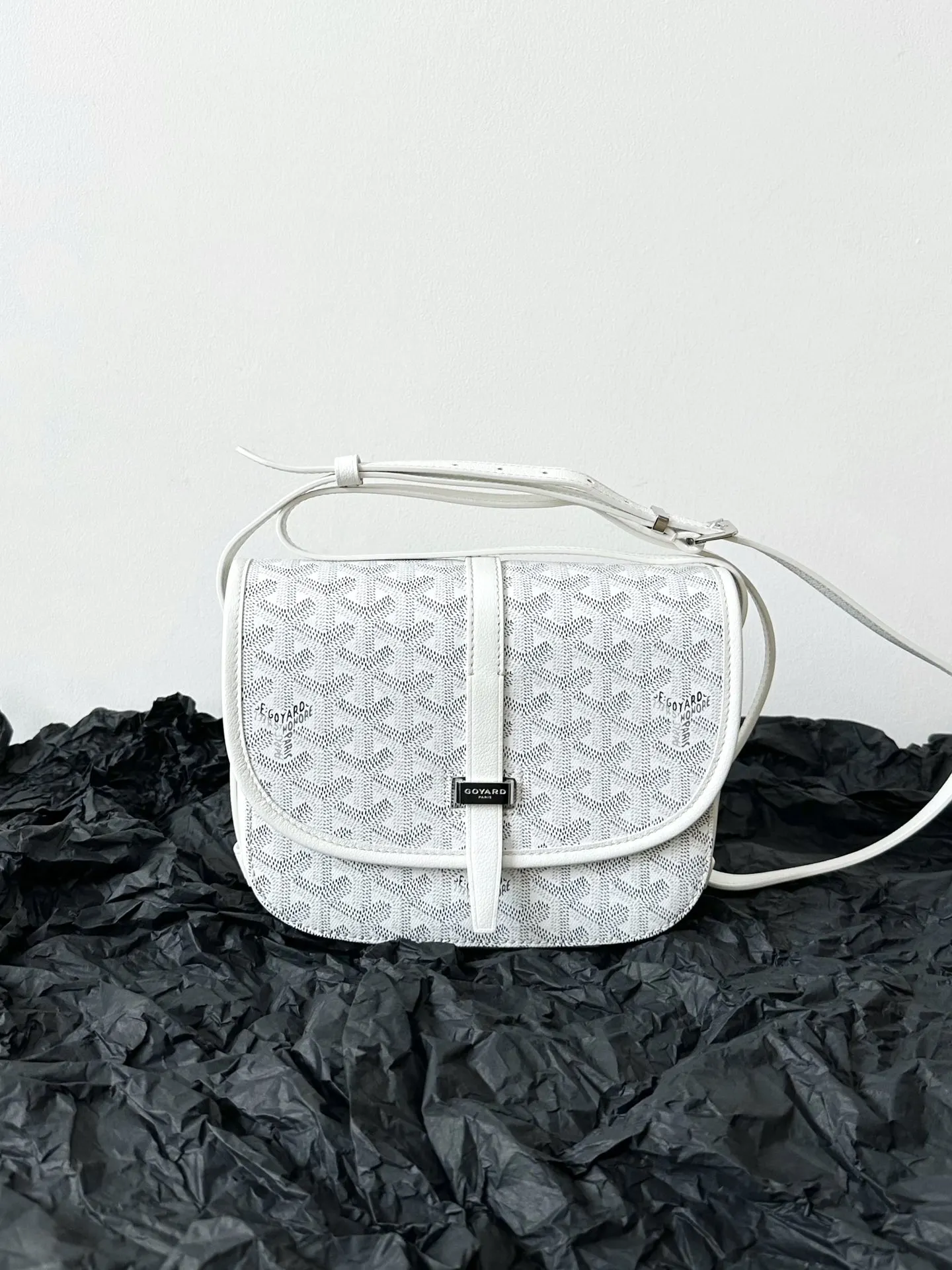 Goyard White Crossbody Bag Lightweight
