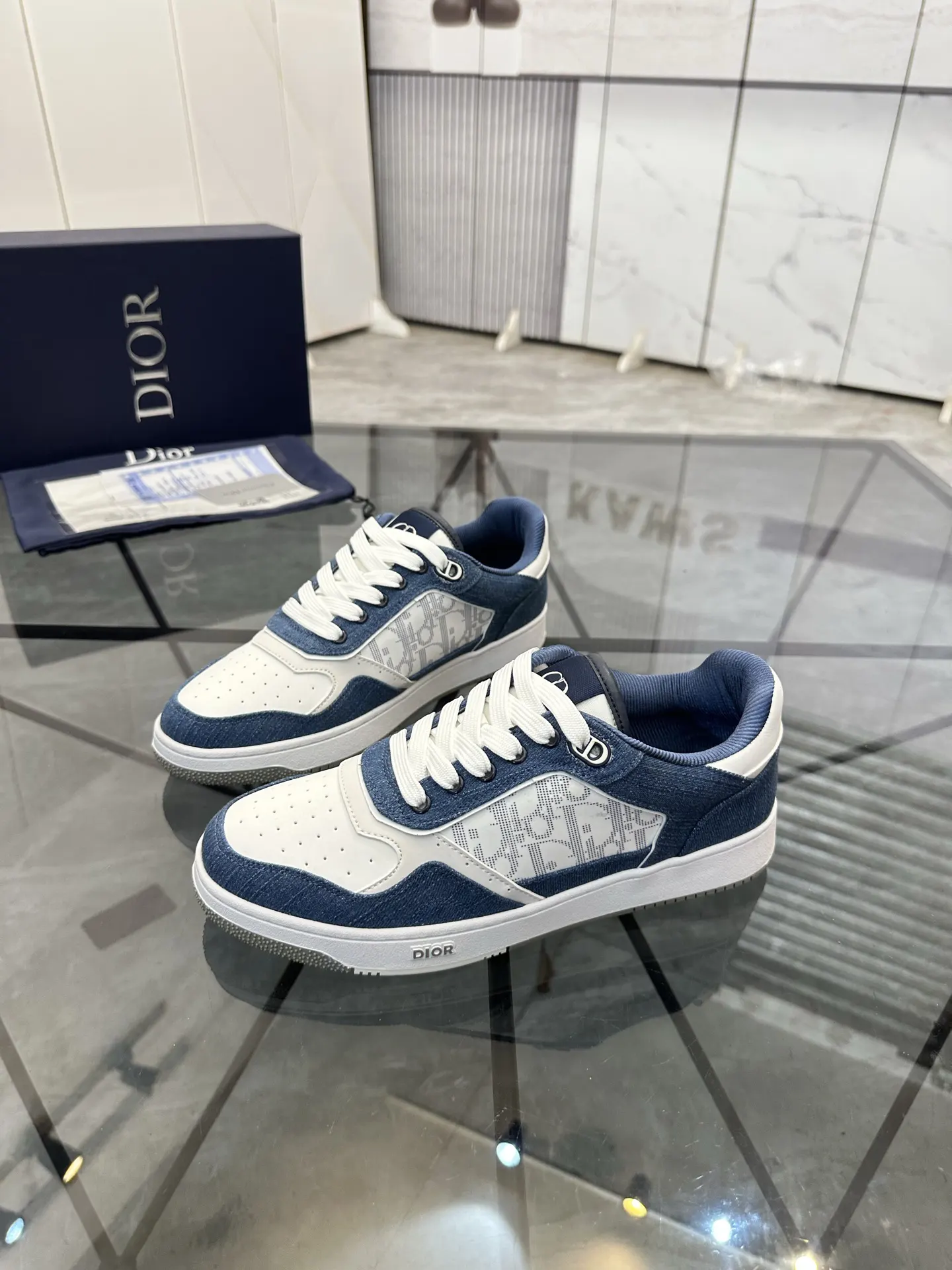 Dior Cowhide Shoes Comfortable And Sneakers