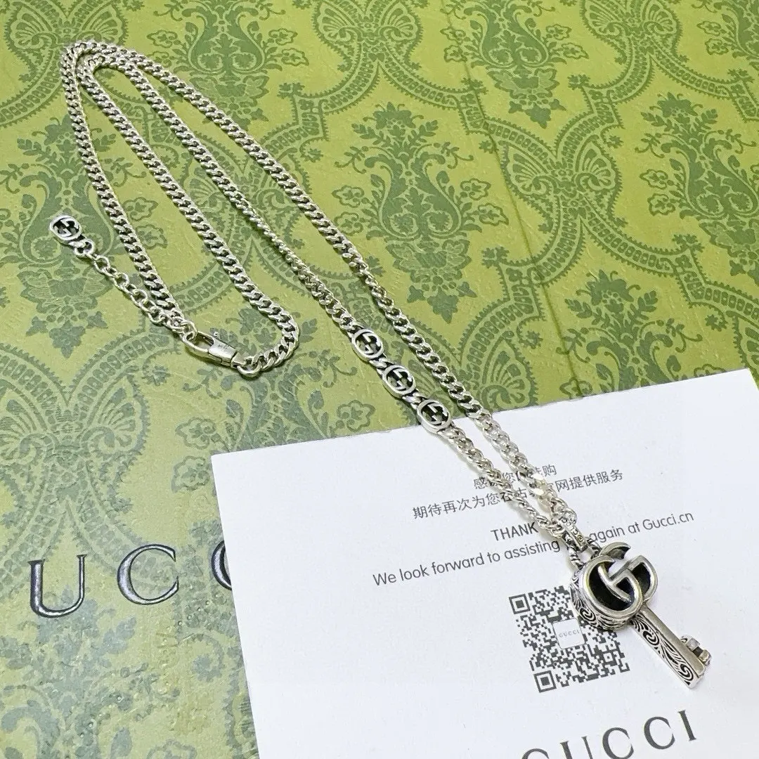 Gucci 链条包 单肩斜挎款