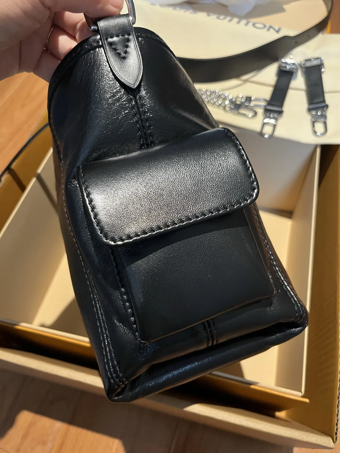 CarryAll 羊皮 水桶包 休閒水桶款