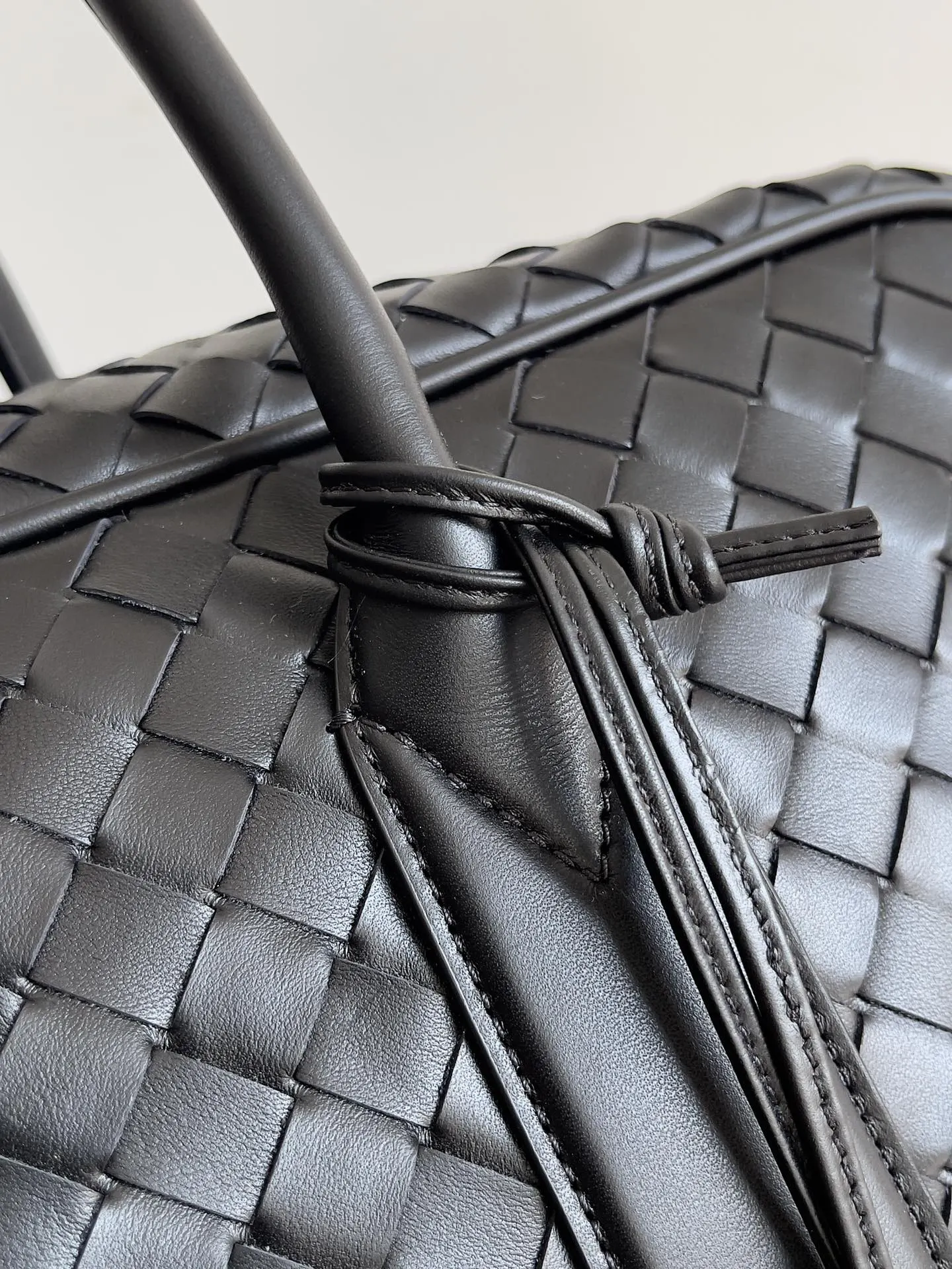 Bottega Veneta 牛皮 行李箱 旅行拉杆款 輕便出行款