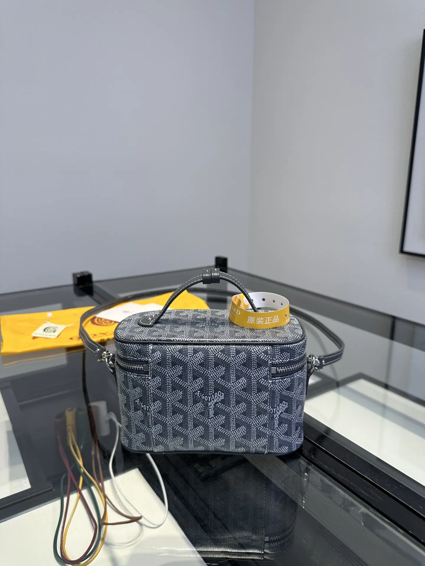 Goyard 灰色 小牛皮 收納包 旅行收納款