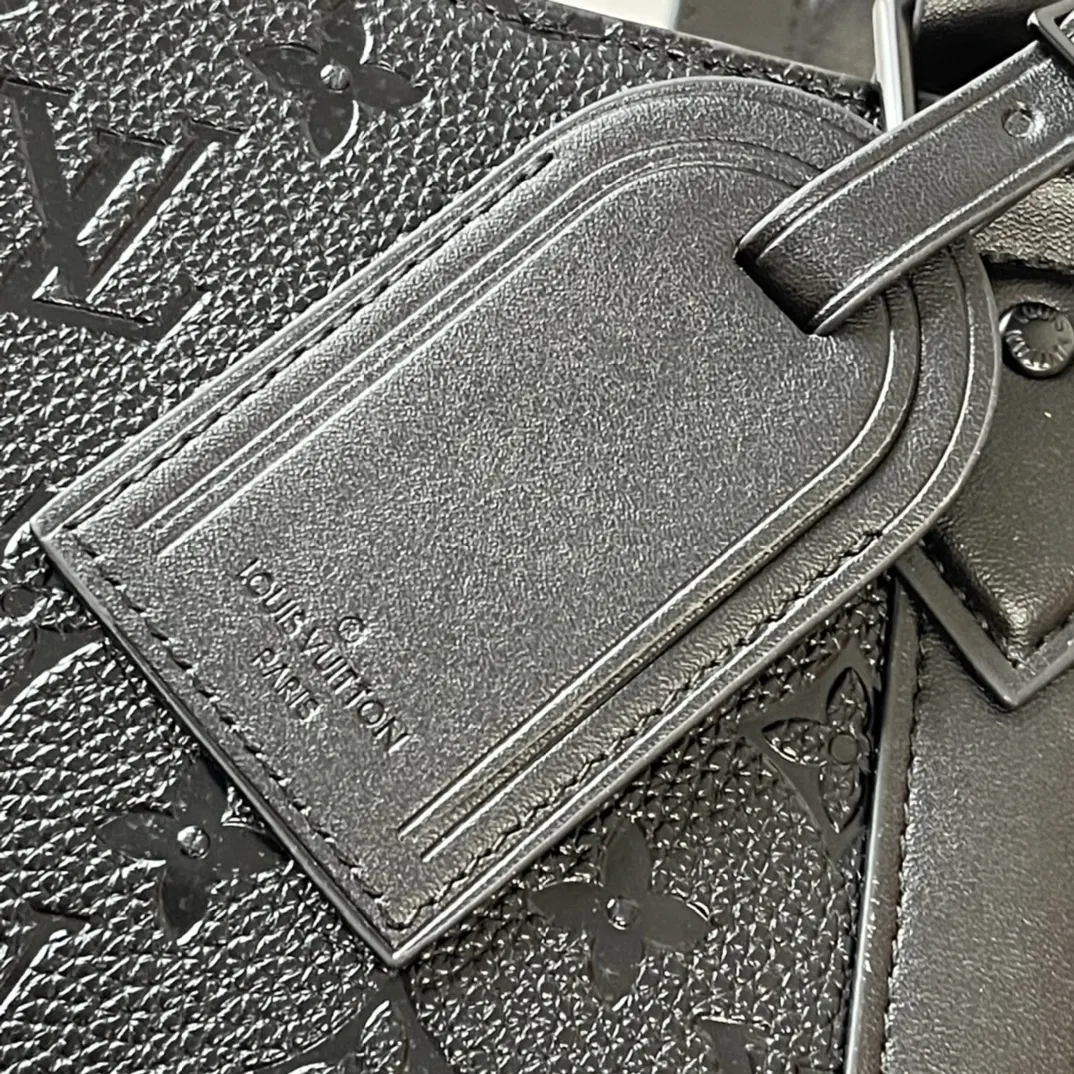 LV briefcase Image 5 LV briefcase Image 5