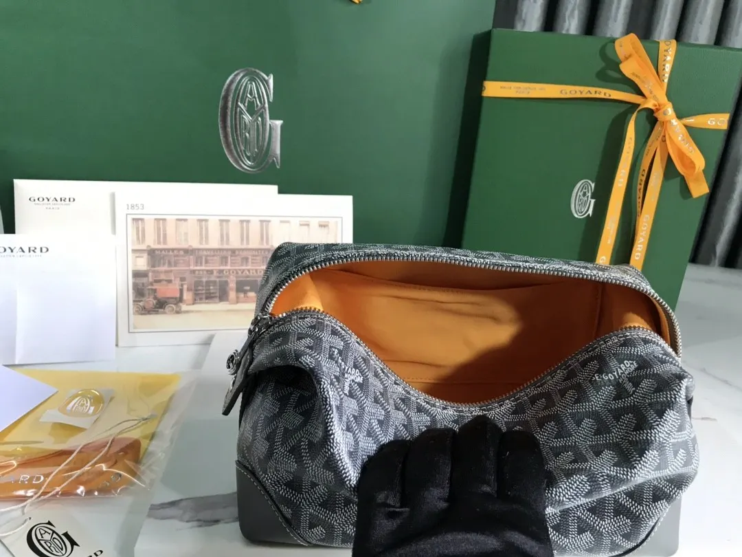 Goyard 款号 手拿包 精致手拿款(數字9) Goyard 款号 手拿包 精致手拿款(數字9)