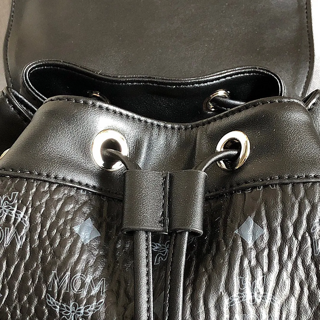 Black Fashion Item Travel Leather Image 9 Black Fashion Item Travel Leather Image 9
