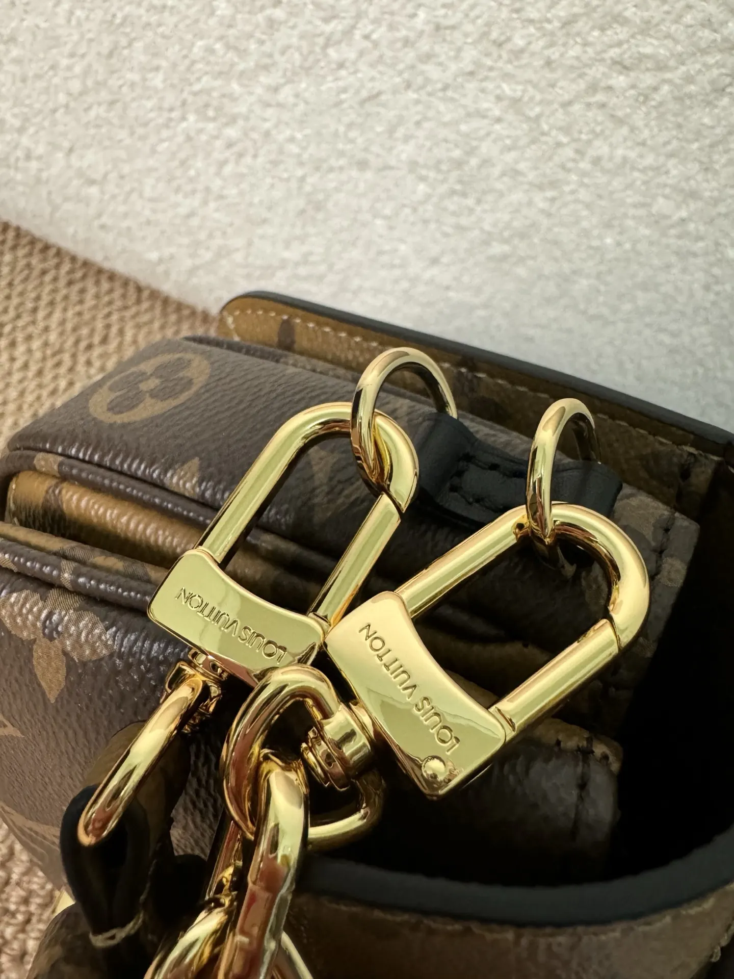 LV accessories single item Image 8 LV accessories single item Image 8