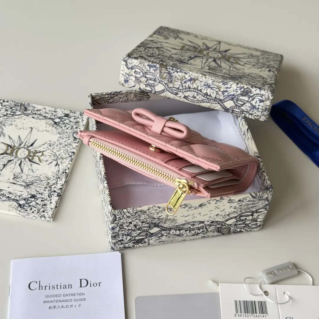 Dior 粉色羊皮迷你化妆包 收纳