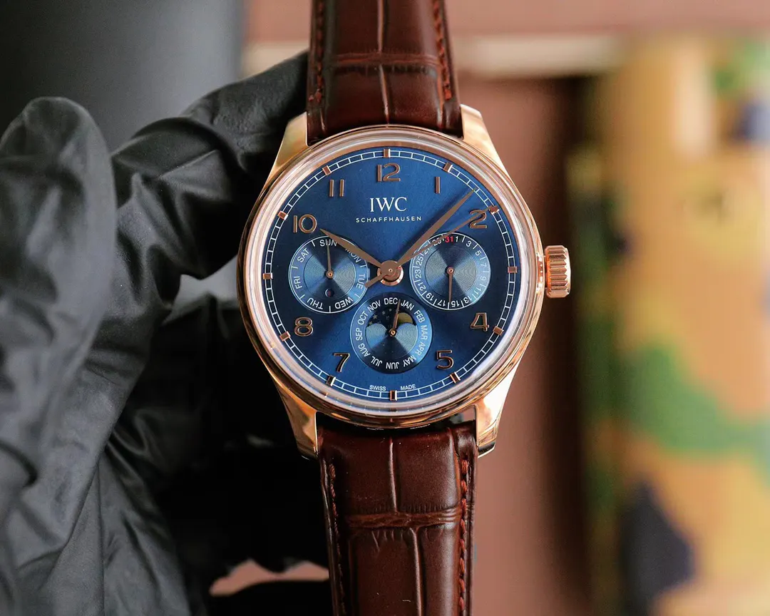 小牛皮 表带扣 意大利小牛皮搭 IWC 级别折叠扣和针扣 手錶 經典腕表款(數字9) 小牛皮 表带扣 意大利小牛皮搭 IWC 级别折叠扣和针扣 手錶 經典腕表款(數字9)