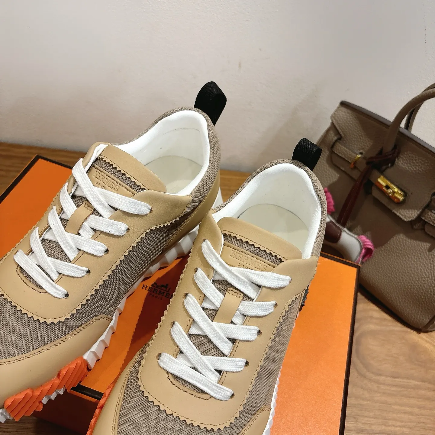 Hermès SS 运动鞋(數字7) Hermès SS 运动鞋(數字7)