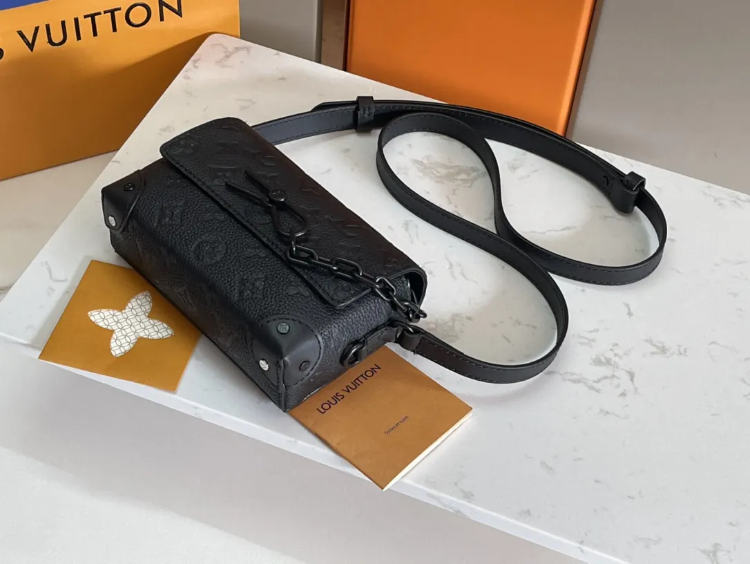 牛皮 拉链内袋稳妥收納随行物品 可调节肩带实现舒適肩背 鏈條包 精致鏈條款