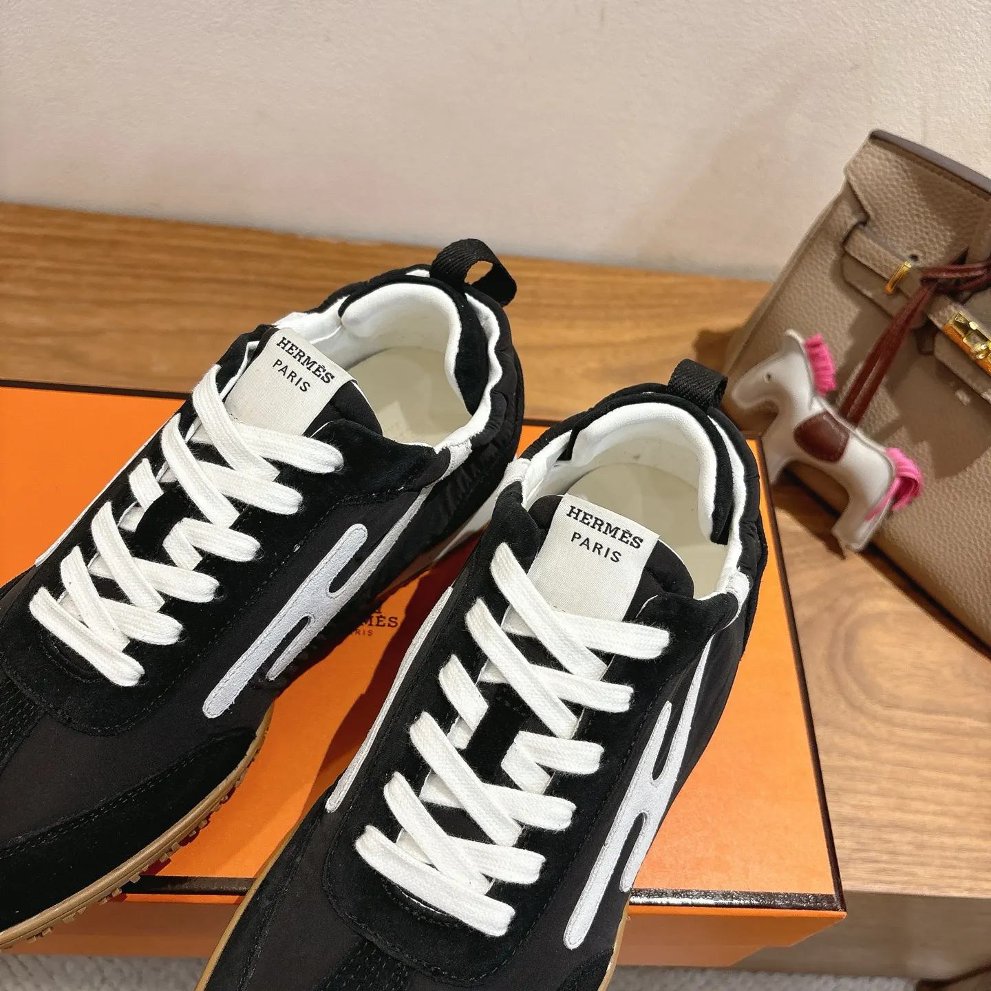 Hermès 运动鞋