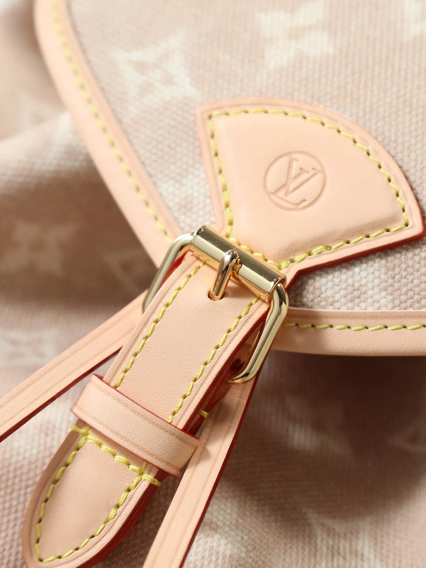 LV 帆布 雙肩包 实用雙肩款