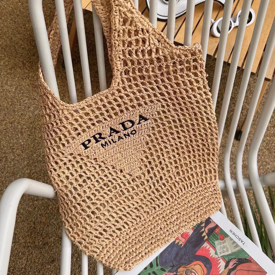 Prada 草编包 网紅款單肩包 草编包 网紅款单 日常單肩背款