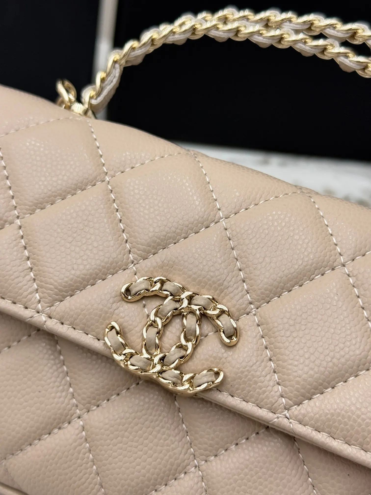 Chanel 米色牛皮Kelly手提包 金链斜挎