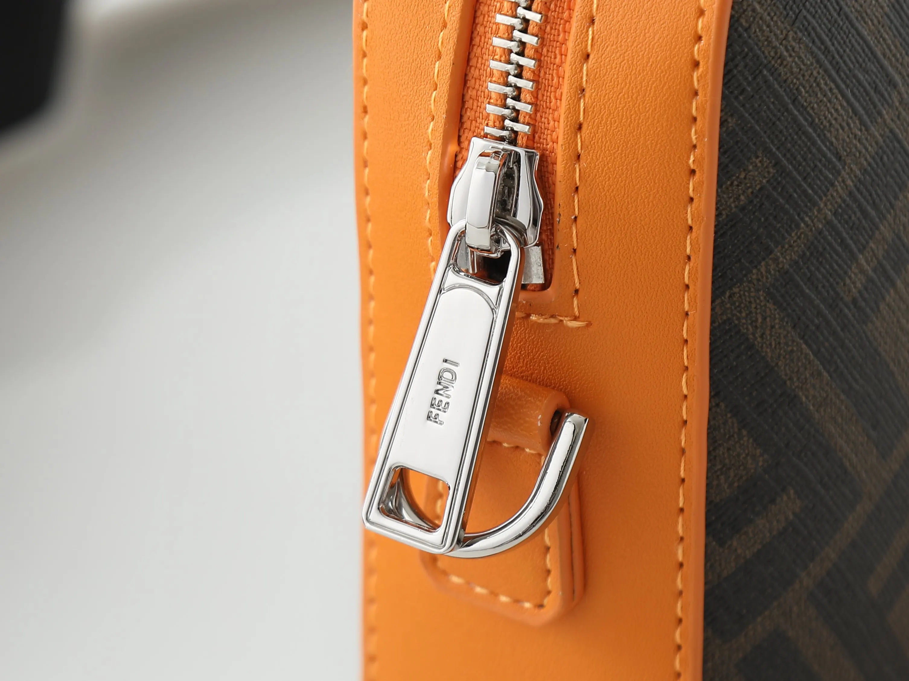 Fendi 黄色 单肩包 精选款