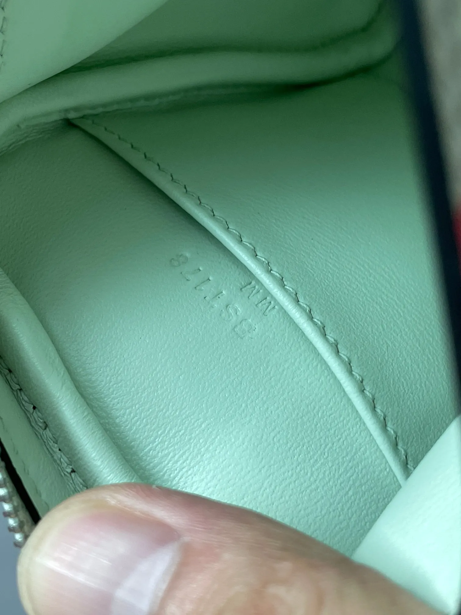 Hermès Lindy Top Handle Bag Classic