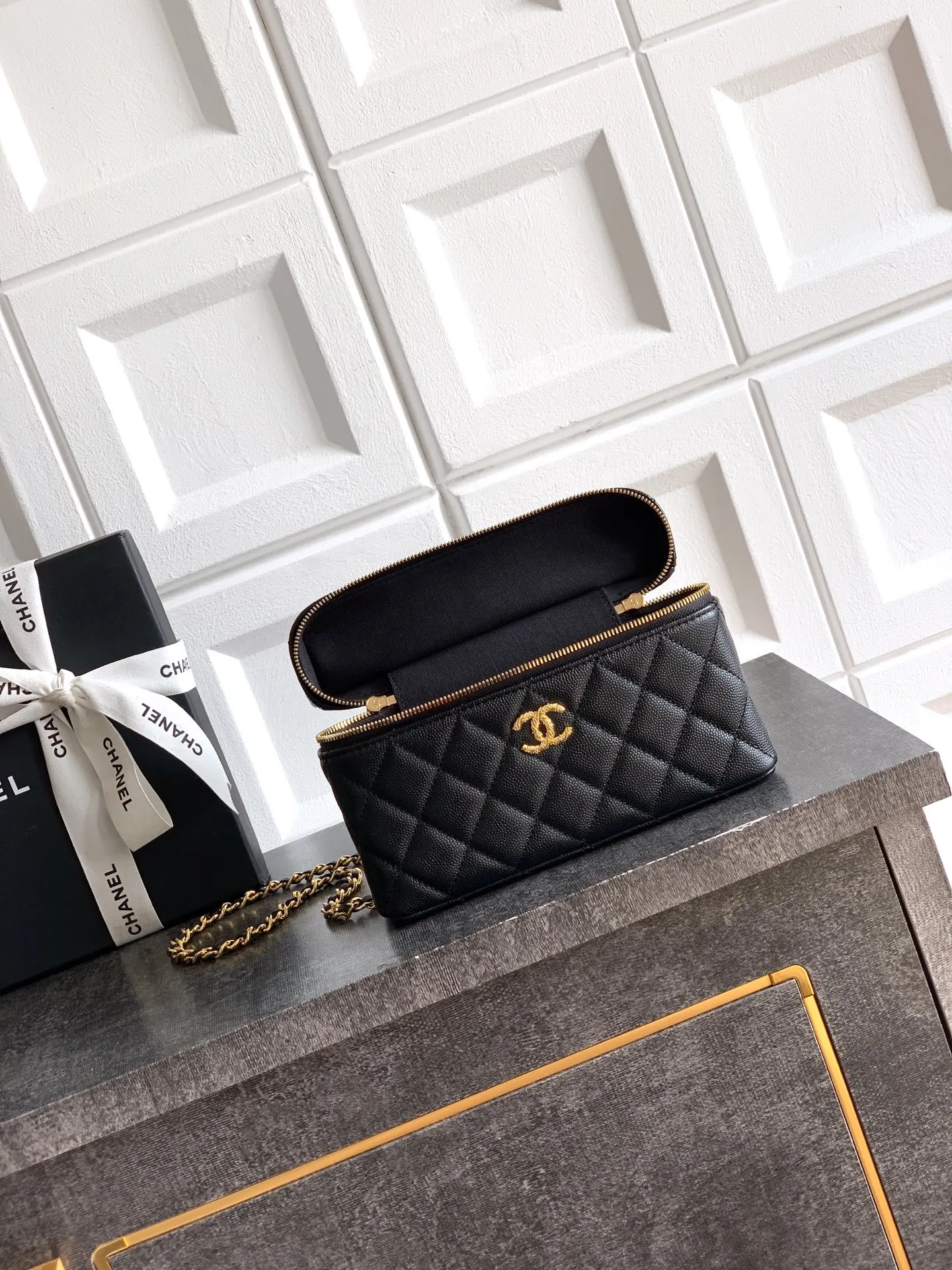 Black Chain Bag