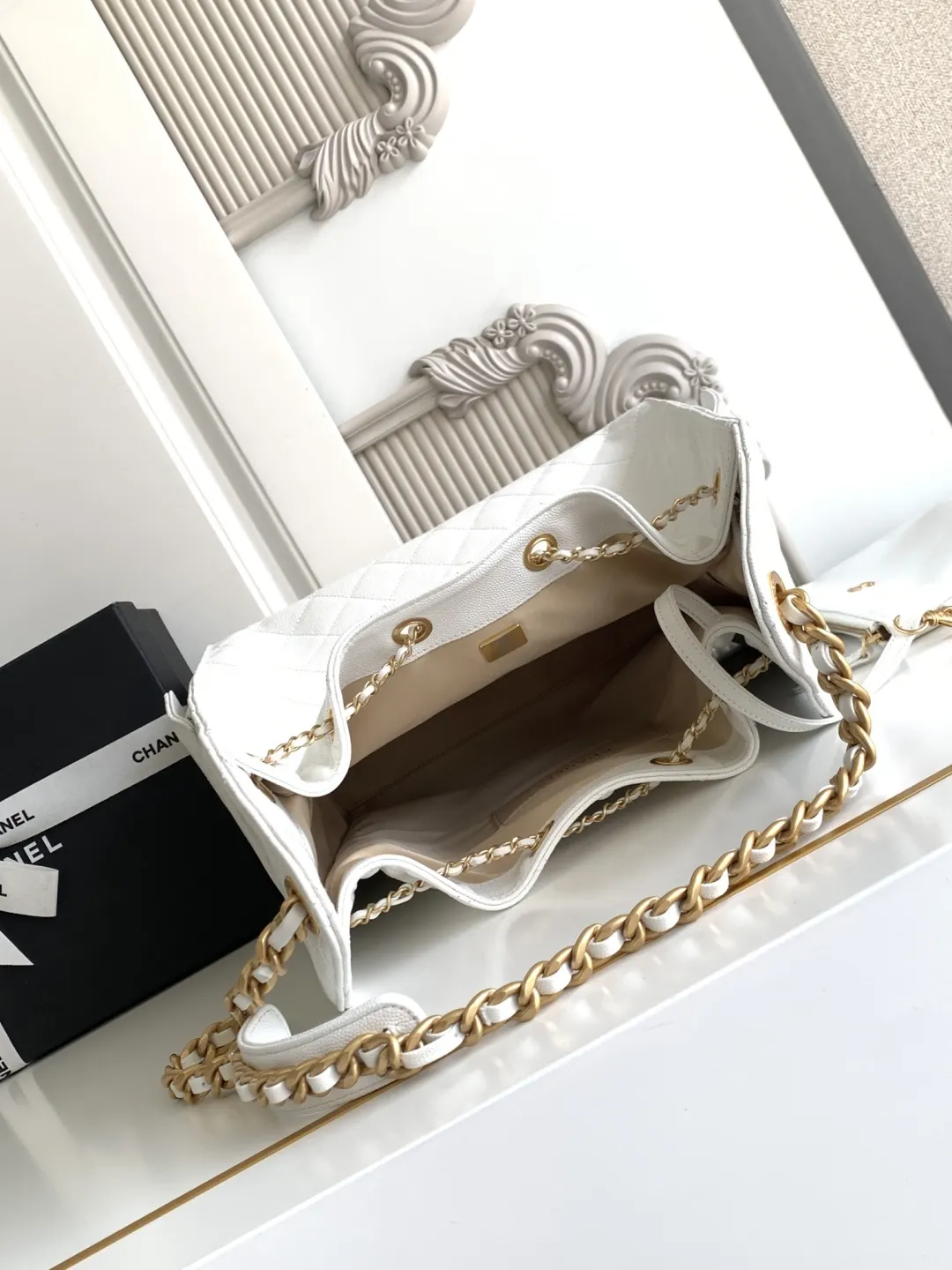 CHANEL Hobo 批 款又一个以 腋下包 復古腋下背款
