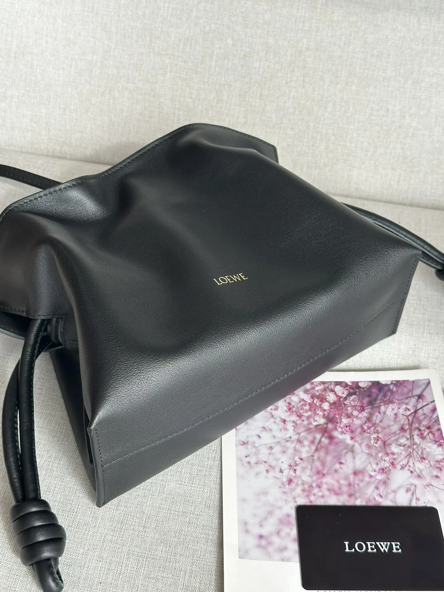 Loewe 金色 牛皮 手拿包 精致手拿款