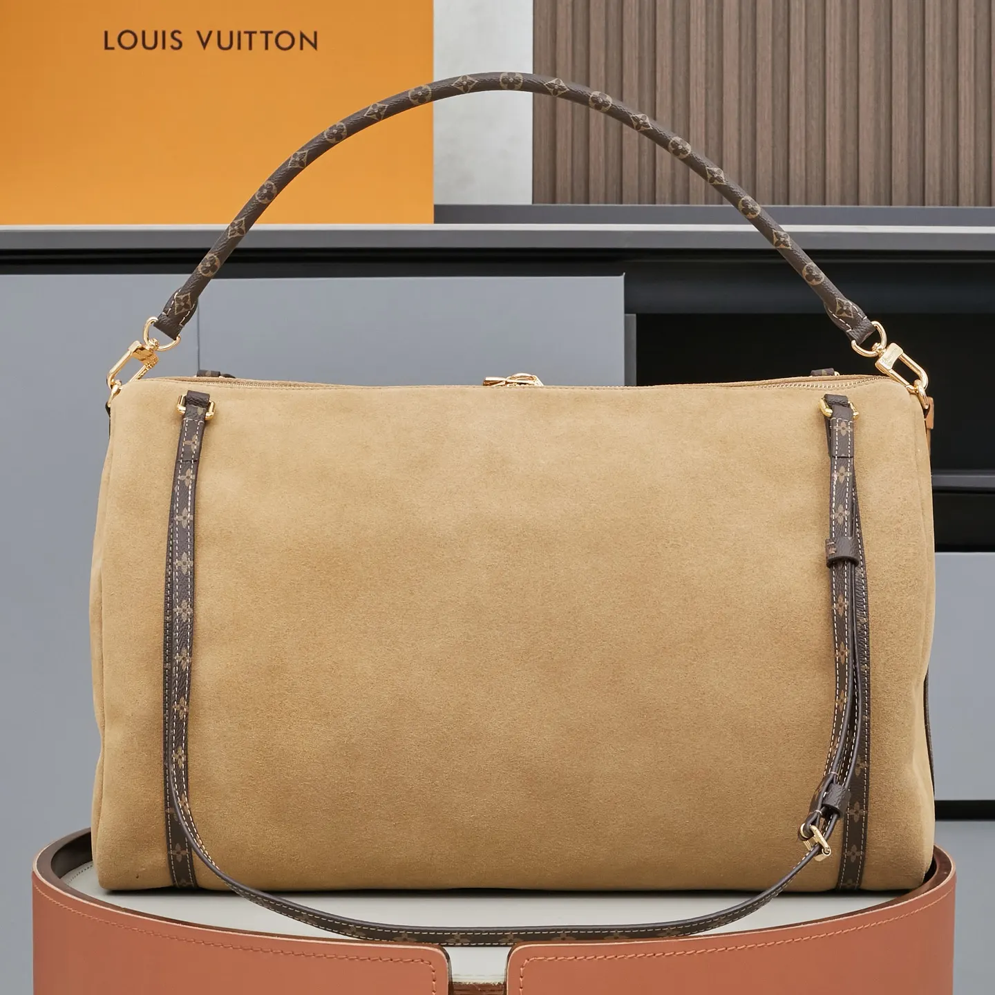 Keepall 牛皮 充裕空间结合灵活背携方式 成就都市旅行者的理想之选 旅行袋 大容量旅行款