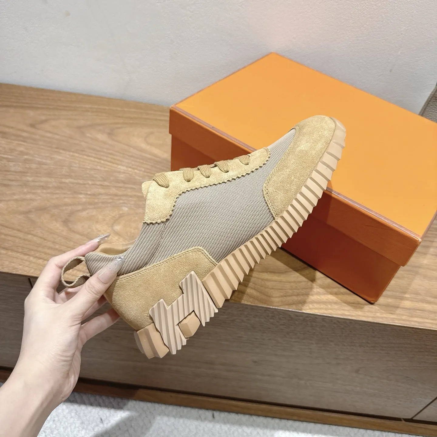 Hermès SS 运动鞋