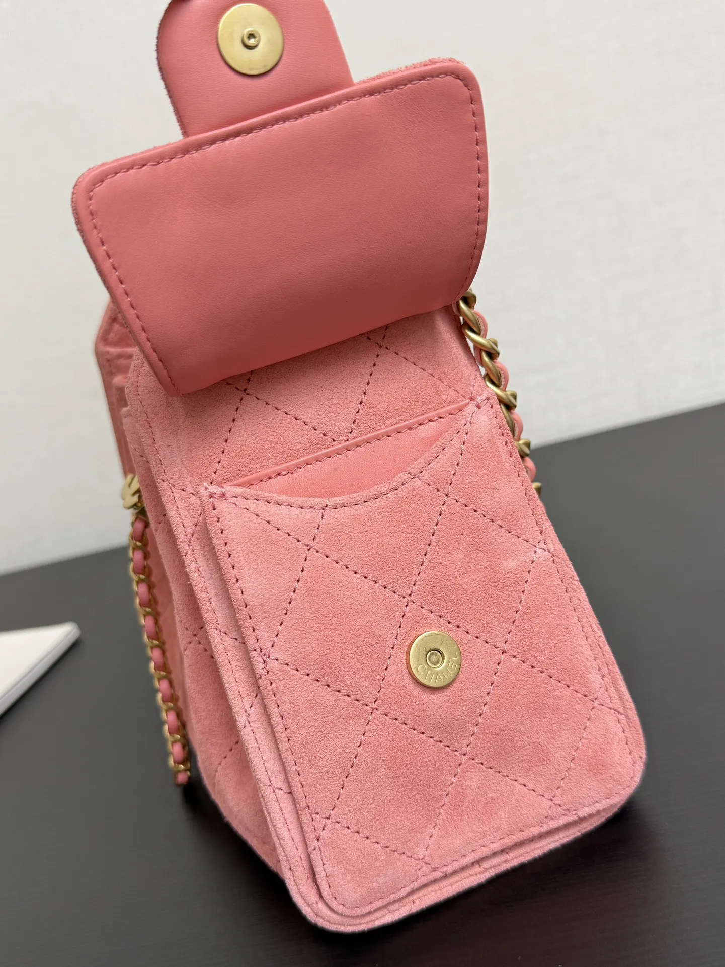 Chain Bag Leather