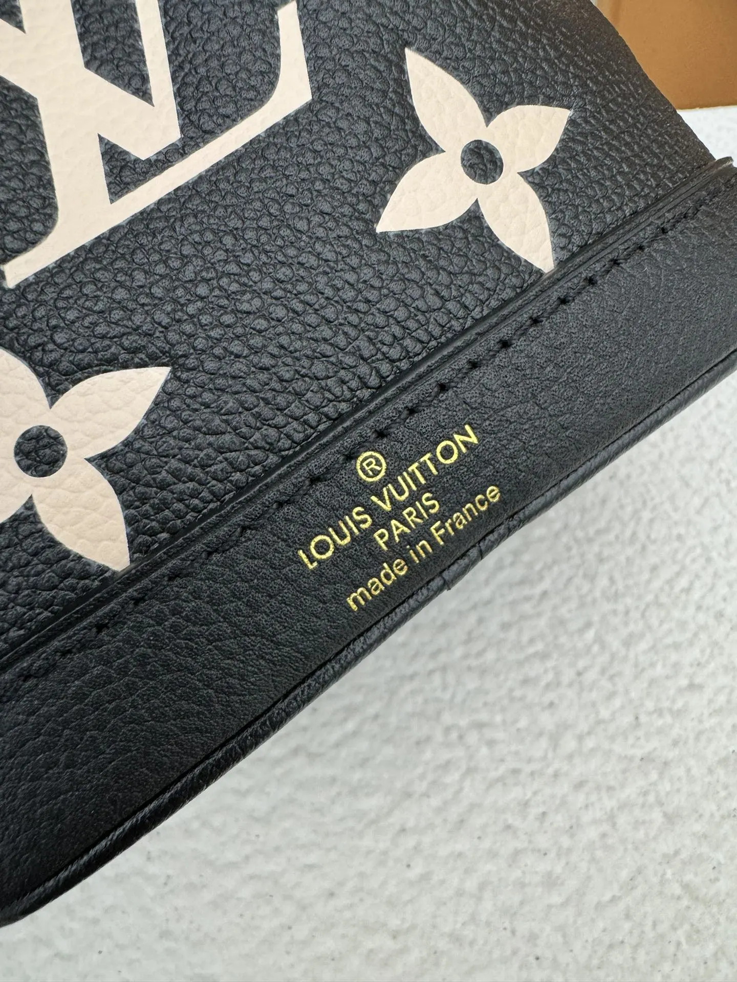Louis Vuitton Bucket Bag Casual