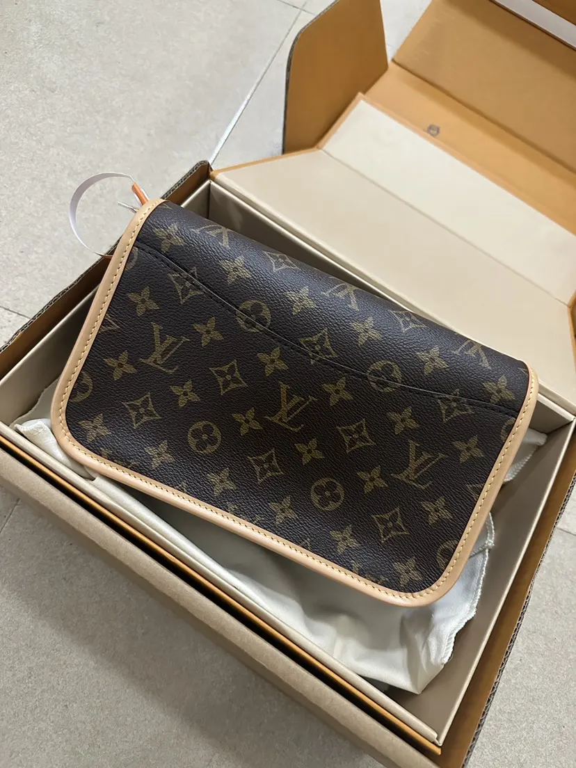 腋下包 復古腋下背款