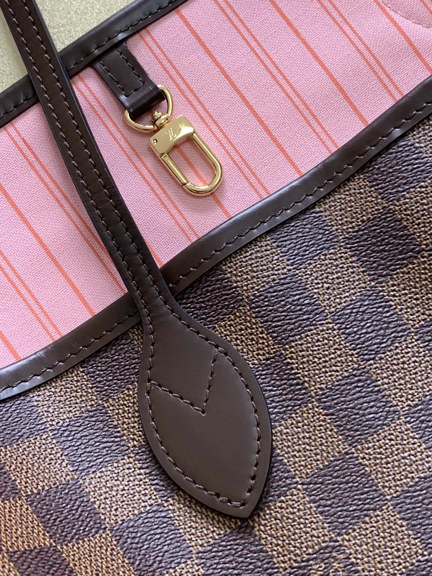 Louis Vuitton Clutch Bag Canvas