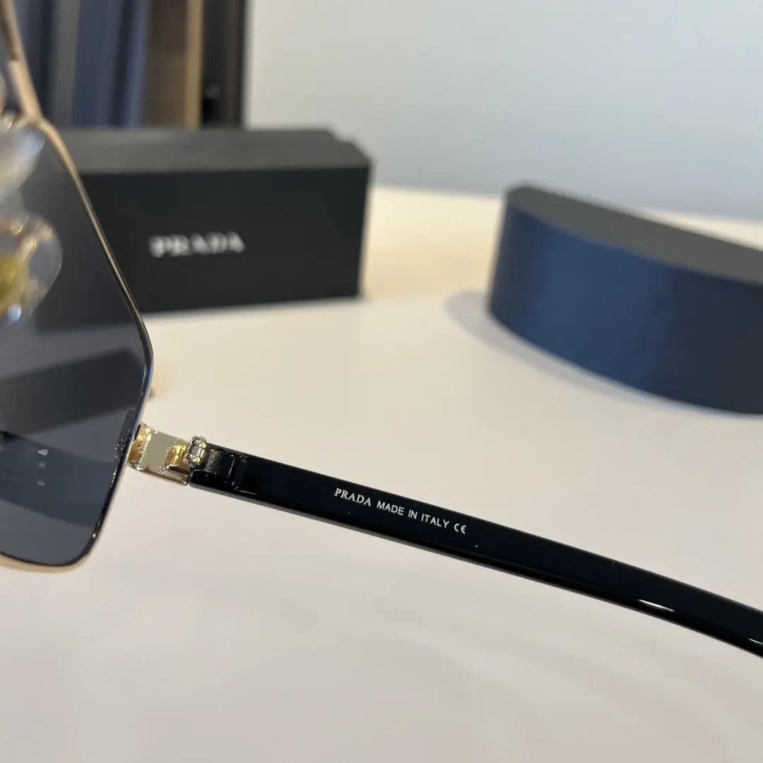 Prada 太阳眼镜 時尚遮阳 太陽鏡