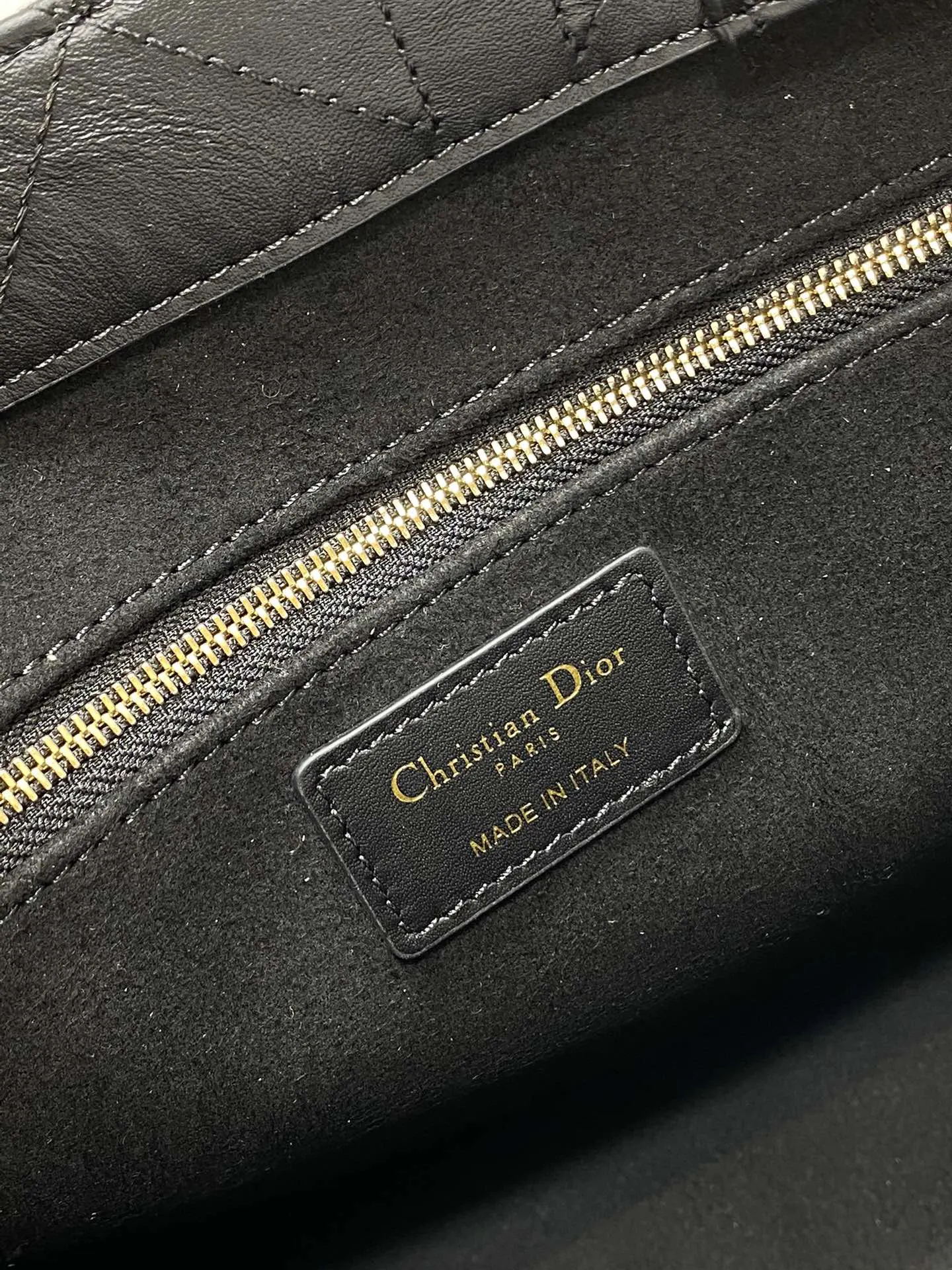 Dior 小牛皮托特包 大容量通勤