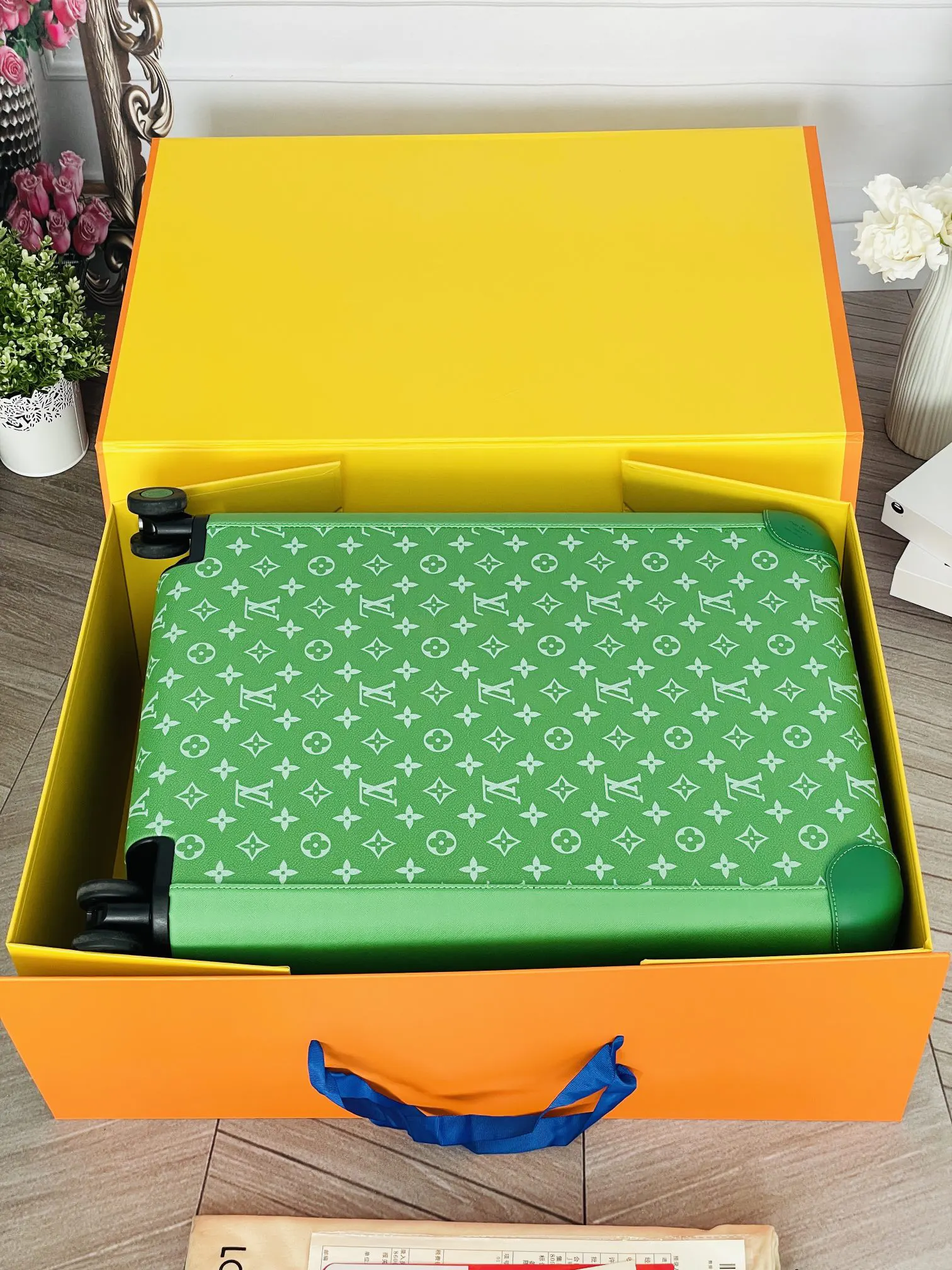 LV 老花 帆布 行李箱 旅行拉杆款 輕便出行款(數字9) LV 老花 帆布 行李箱 旅行拉杆款 輕便出行款(數字9)