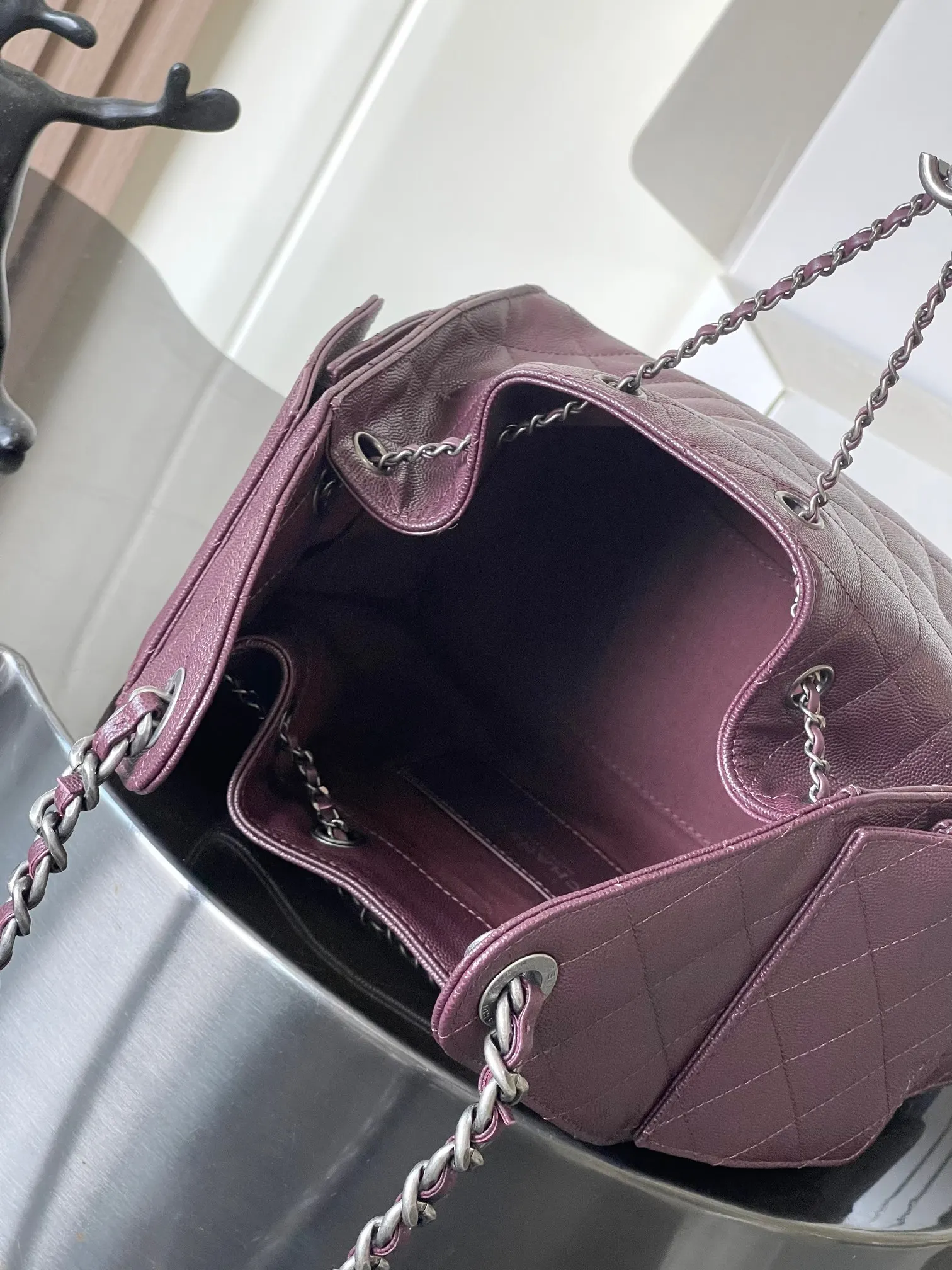 CHANEL 酒红色牛皮Hobo腋下包 单肩款