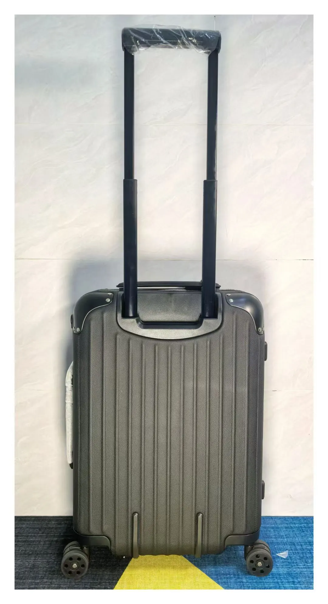 黑色 蓝色 牛皮 玫瑰 Rimowa全牛皮款 distinct系 行李箱 旅行拉杆款 轻便出行款