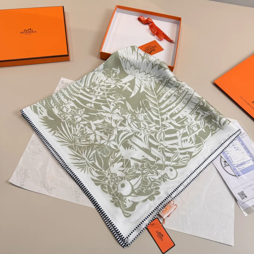 Hermès 丝巾 精致配飾