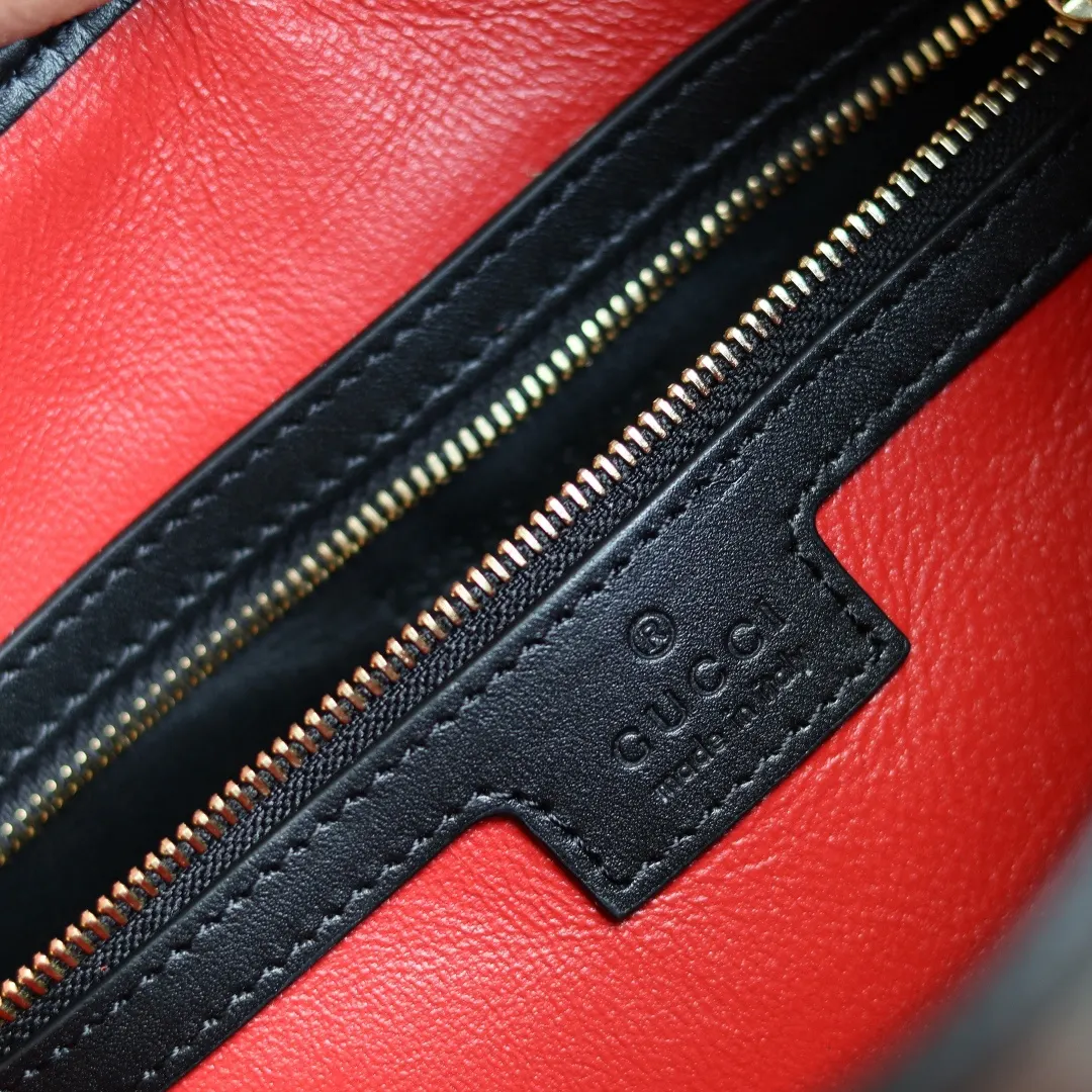 Gucci Hobo Shoulder Bag Vintage Leather Image 9 Gucci Hobo Shoulder Bag Vintage Leather Image 9