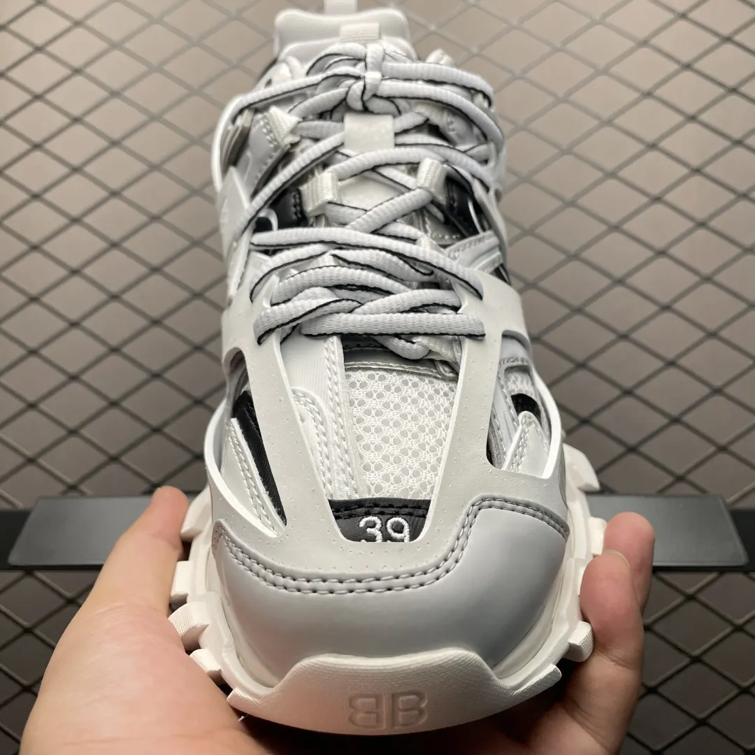 Balenciaga 运动鞋 厚底(數字9) Balenciaga 运动鞋 厚底(數字9)