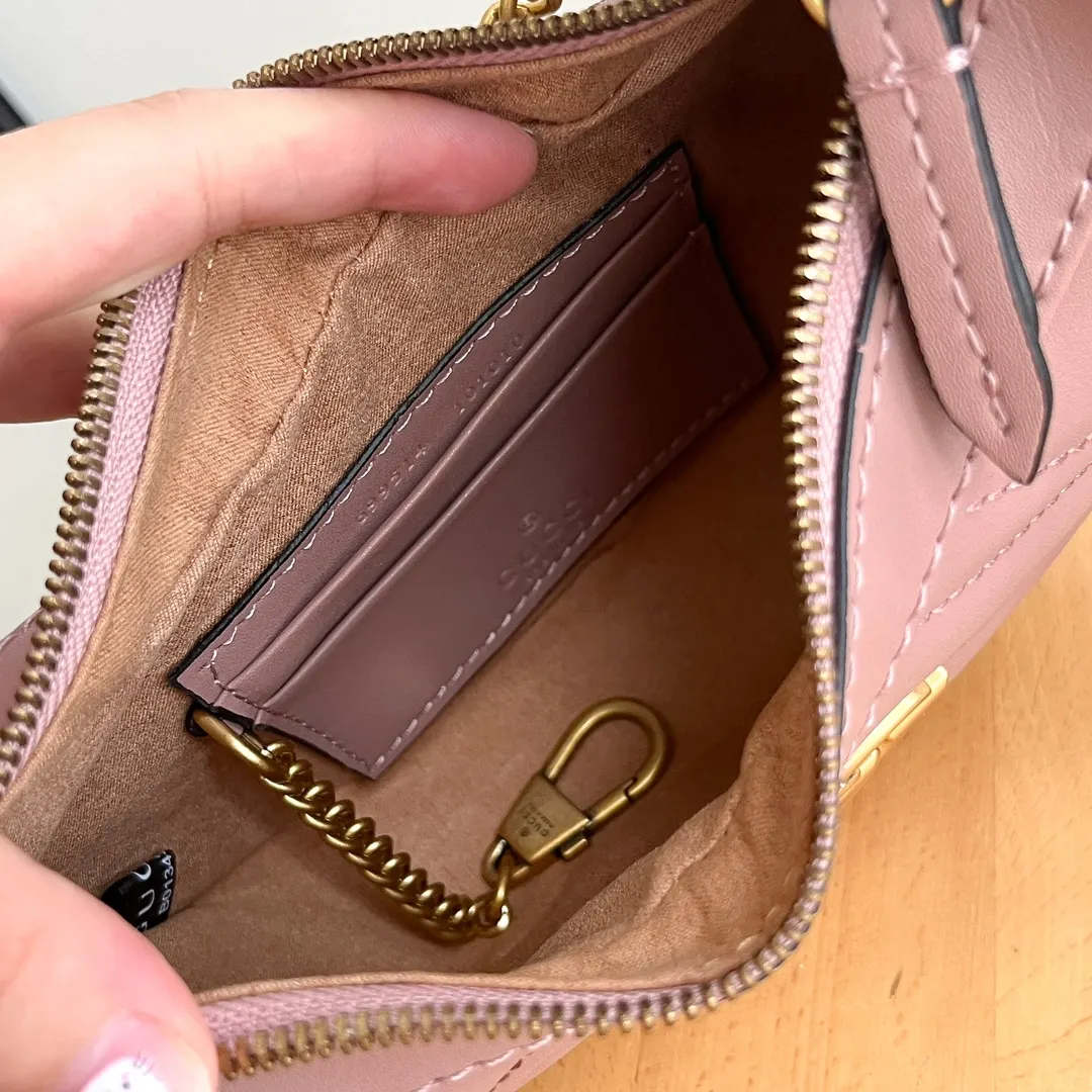 Gucci Marmont 粉色 菱格絎縫 腋下包