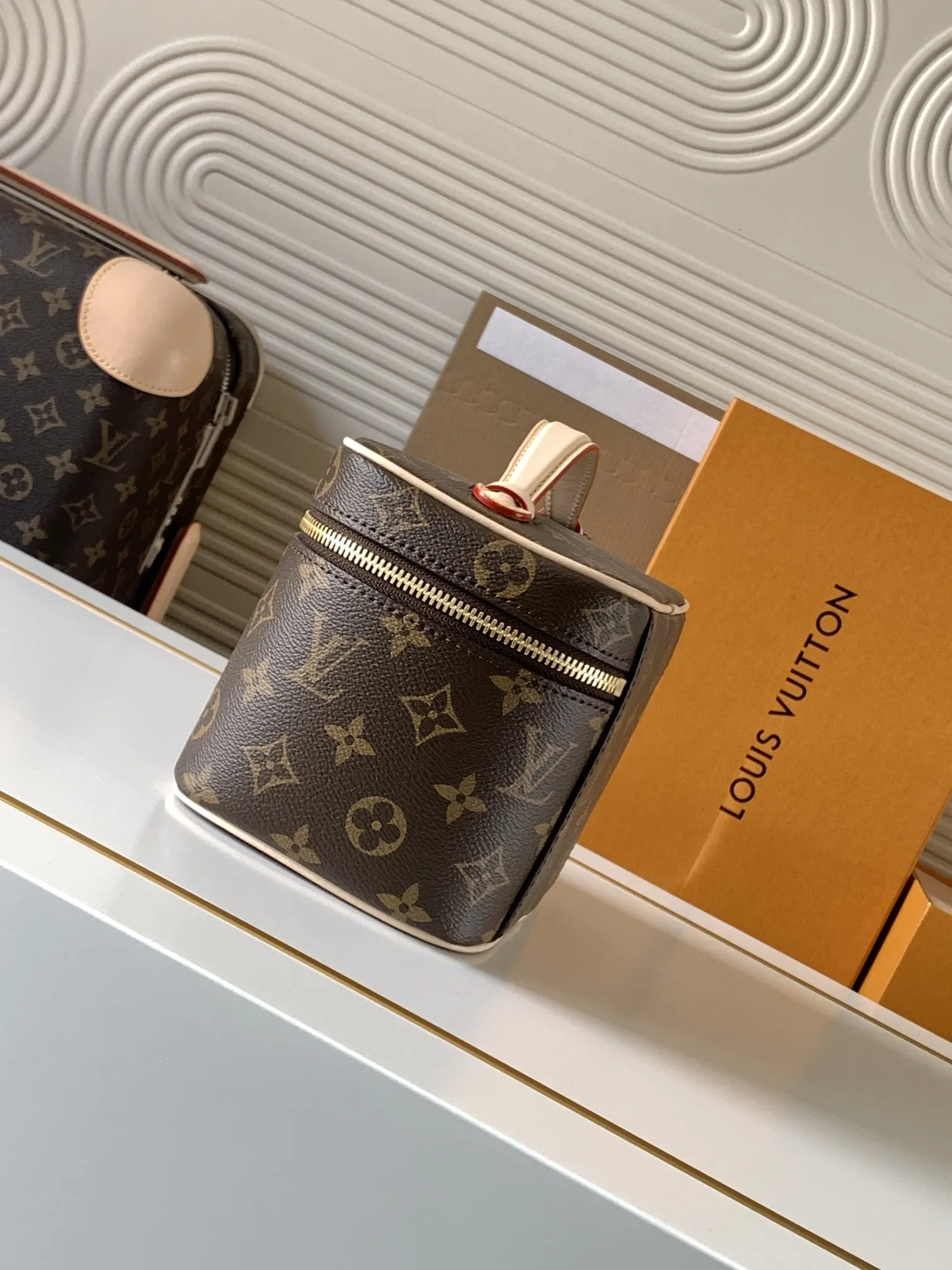 LV 老花 牛皮 手提包 通勤手提款
