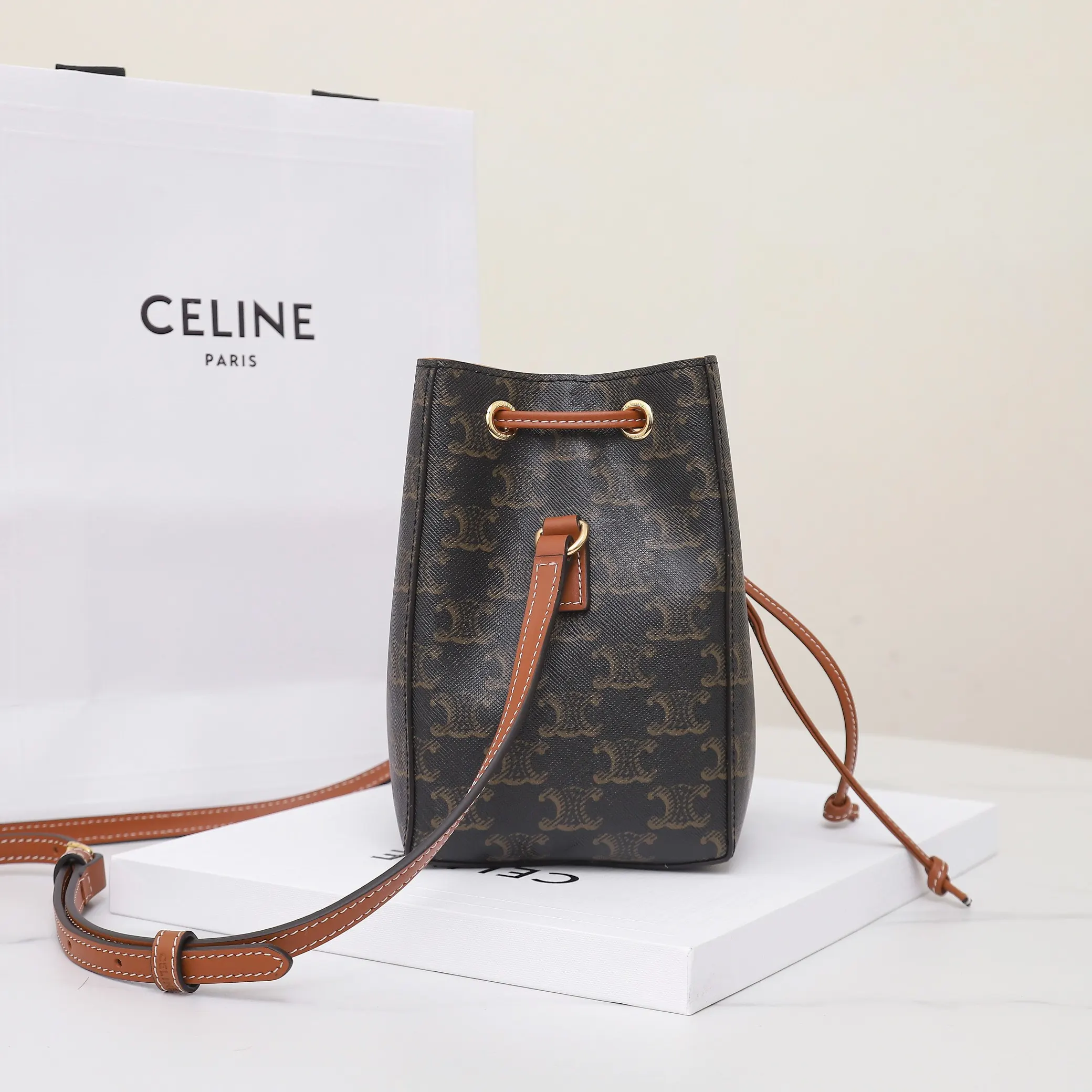 Bucket Bag Casual Leather Image 9 Bucket Bag Casual Leather Image 9
