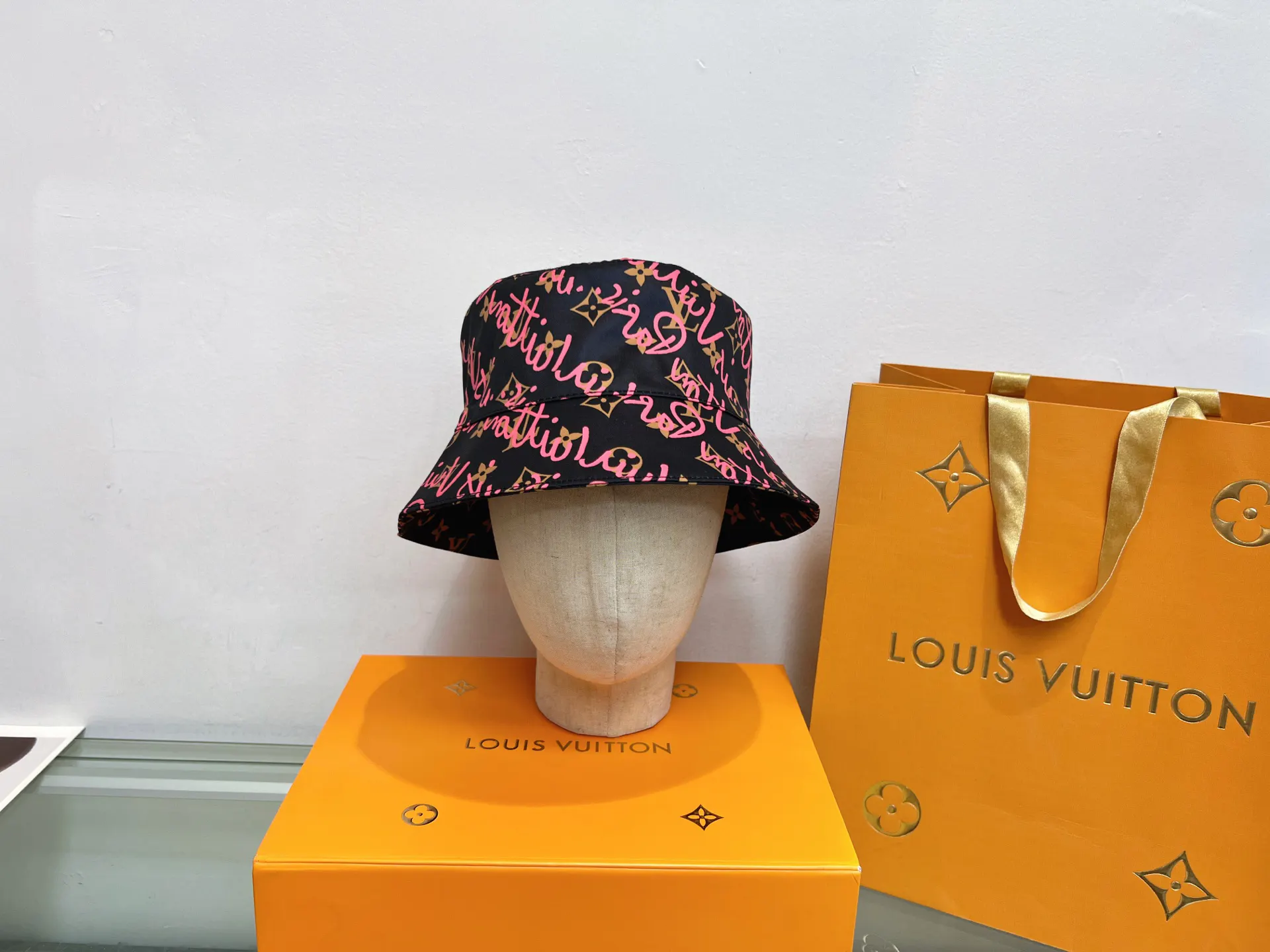 LV 渔夫帽 休閒遮阳款
